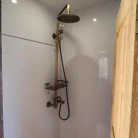 L'express Voiture-salon N°14630 بيت للعطل *